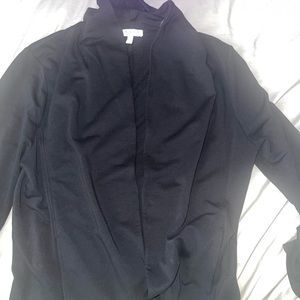 Black sweater with pockets